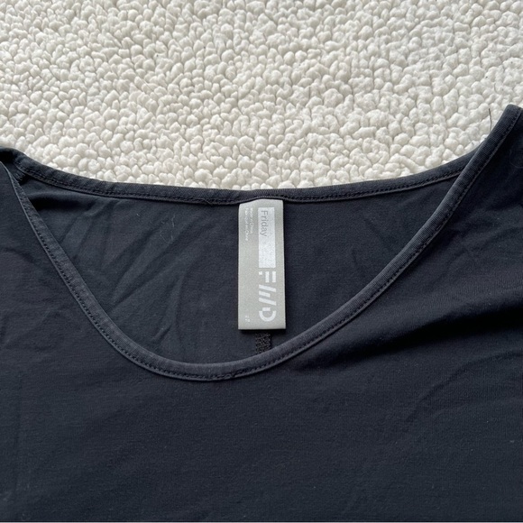 FWD Long Sleeved Tee - Picture 2 of 8